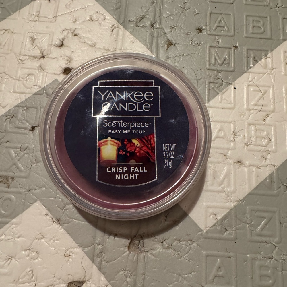 Yankee Candle Scenterpiece MeltCup - Crisp Fall Night